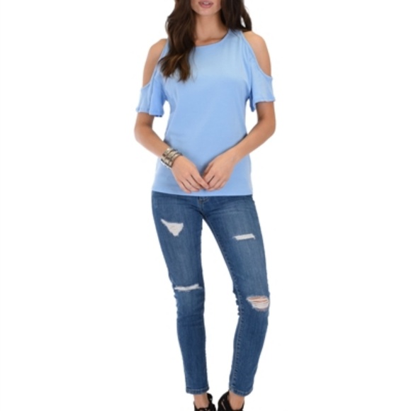 Blue-Ribbed Open Shoulder Top! - Picture 4 of 4